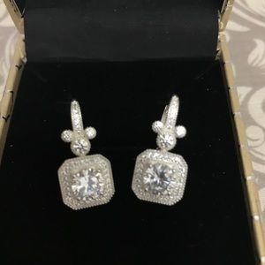 Beautiful Rebecca Hook earrings.
